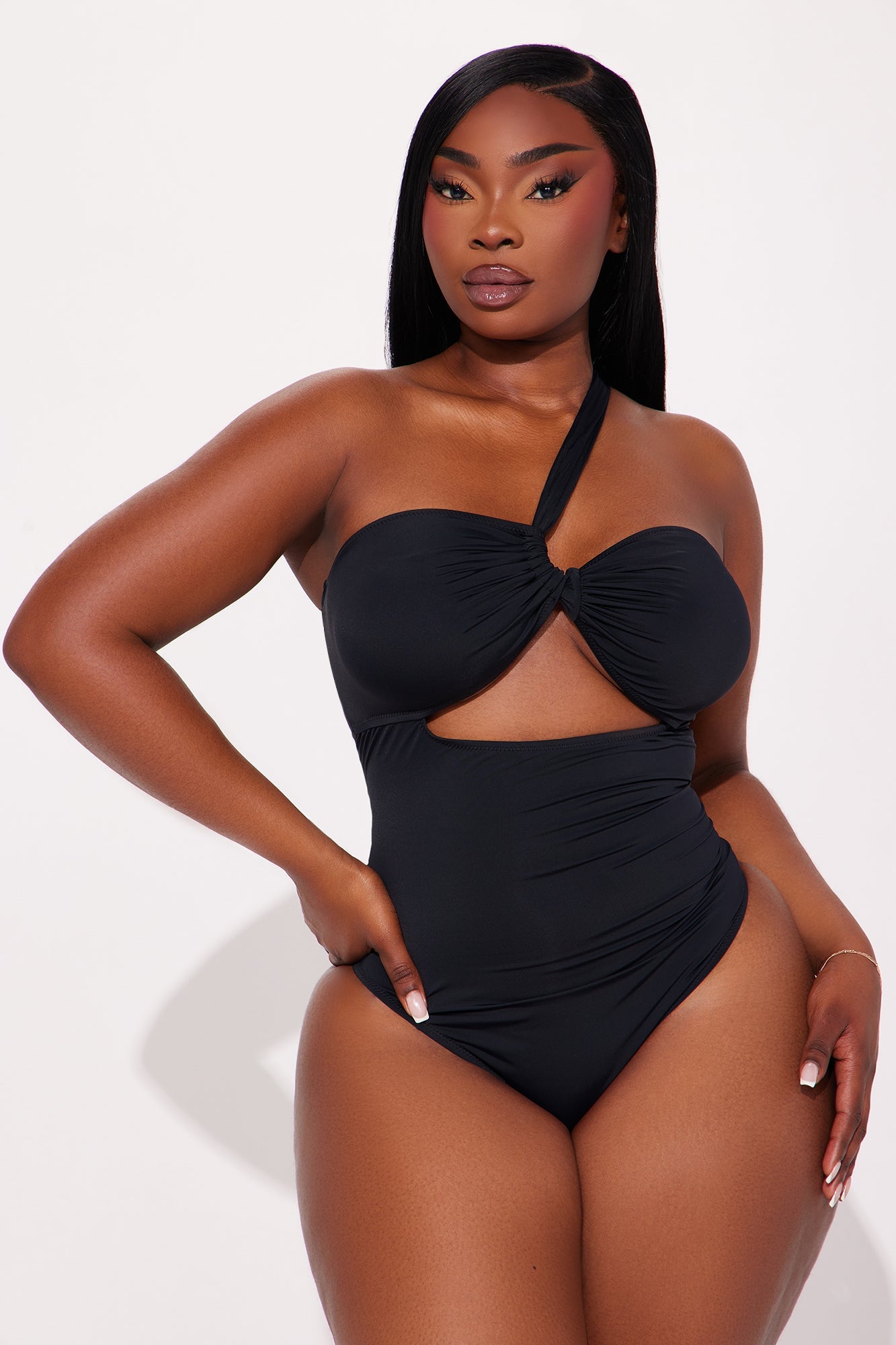 Ready For The Summer Cutout 1 Piece Swimsuit - Black