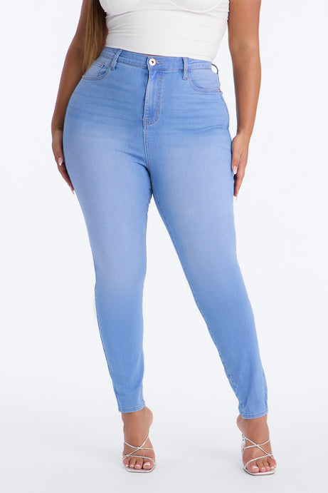 Tall Show Off The Curves Super Stretch Booty Lifter Skinny Jeans - Medium Blue Wash