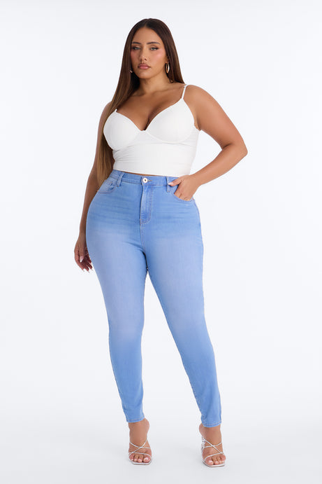 Tall Show Off The Curves Super Stretch Booty Lifter Skinny Jeans - Medium Blue Wash