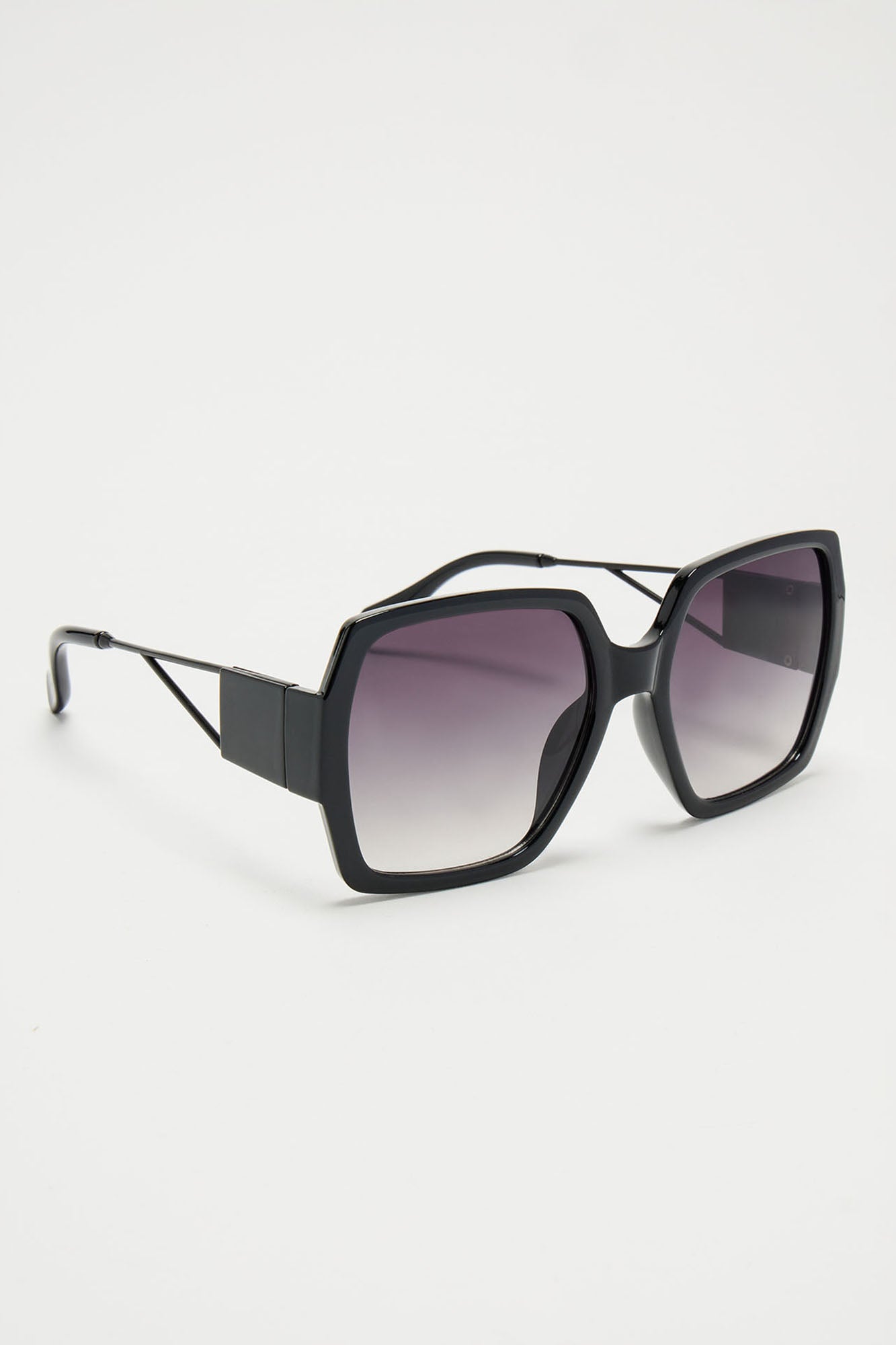 Keep Score Sunglasses - Black