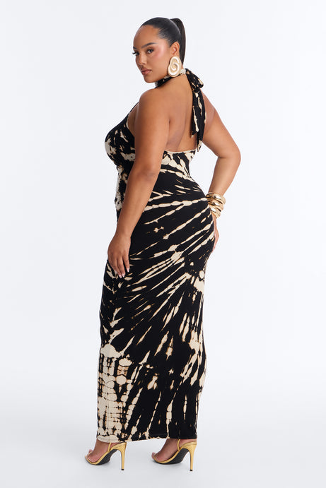 Savannah Tie Dye Halter Maxi Dress - Black/combo