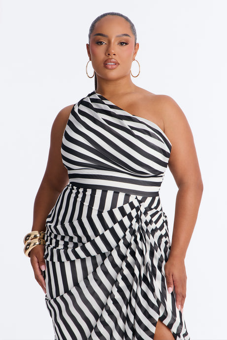 Miranda Striped Maxi - Black/White