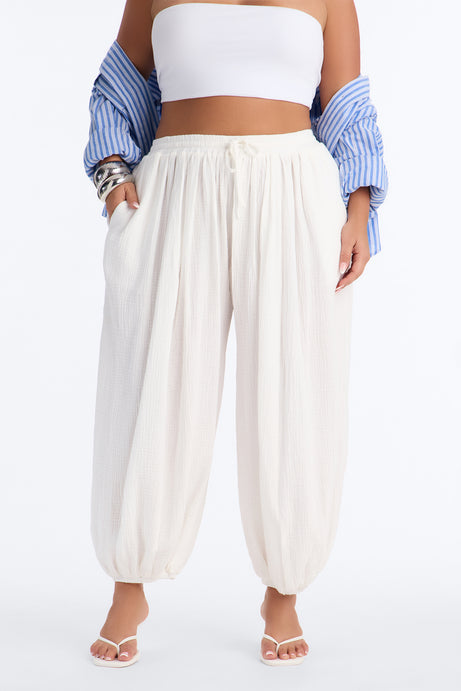 Piper Low Rise Cotton Gauze Balloon Jogger Pant 28″ - White