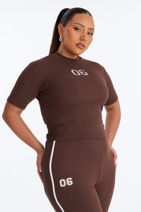 Sporty Vibe Ribbed Pant Set - Chocolate