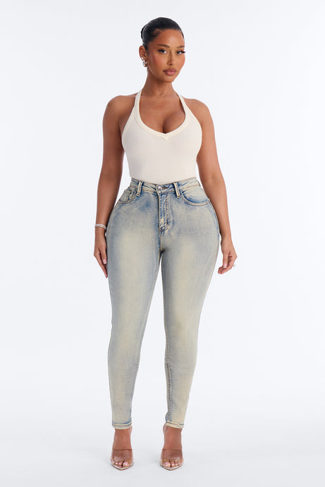 Chasing A Vibe Stretch Skinny Jeans - Vintage Wash