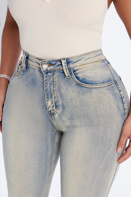 Chasing A Vibe Stretch Skinny Jeans - Vintage Wash