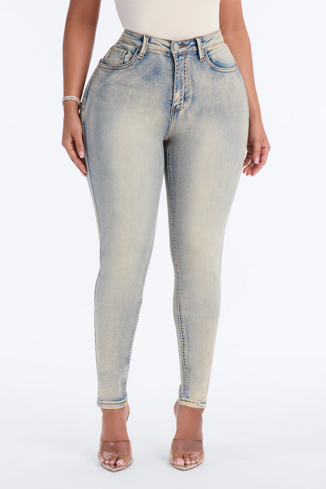 Chasing A Vibe Stretch Skinny Jeans - Vintage Wash