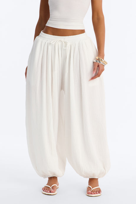 Piper Low Rise Cotton Gauze Balloon Jogger Pant 28″ - White