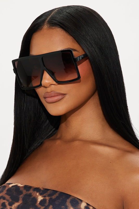 My Daily Block Out Shield Oversized Sunglasses - Black