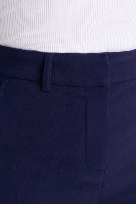 Boss Bitch Short - Navy