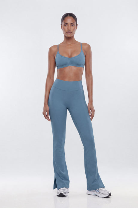 ProStretch™ 32″ Midrise Flare Legging