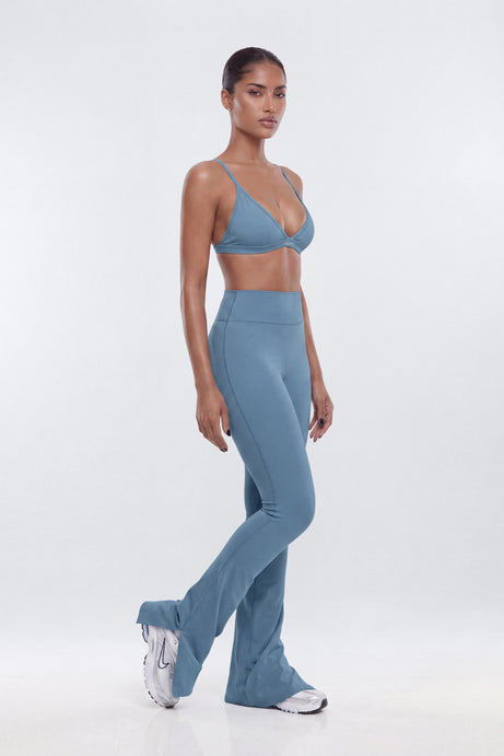 ProStretch™ 32″ Midrise Flare Legging