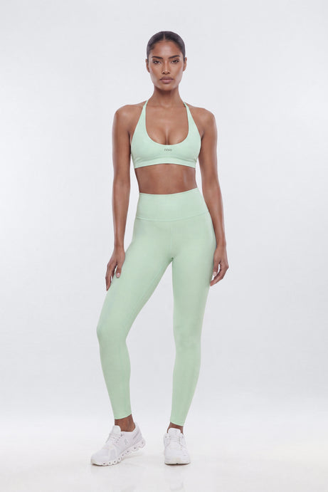 AirSculpt™ Scoop Halter Sports Bra