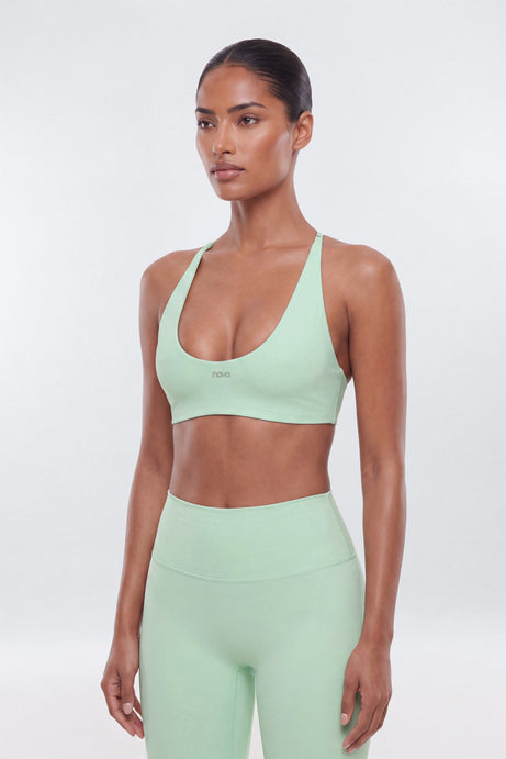 AirSculpt™ Scoop Halter Sports Bra