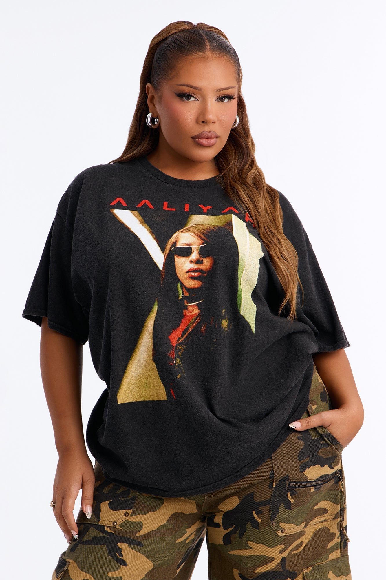 Aaliyah On Tour T-Shirt - Black