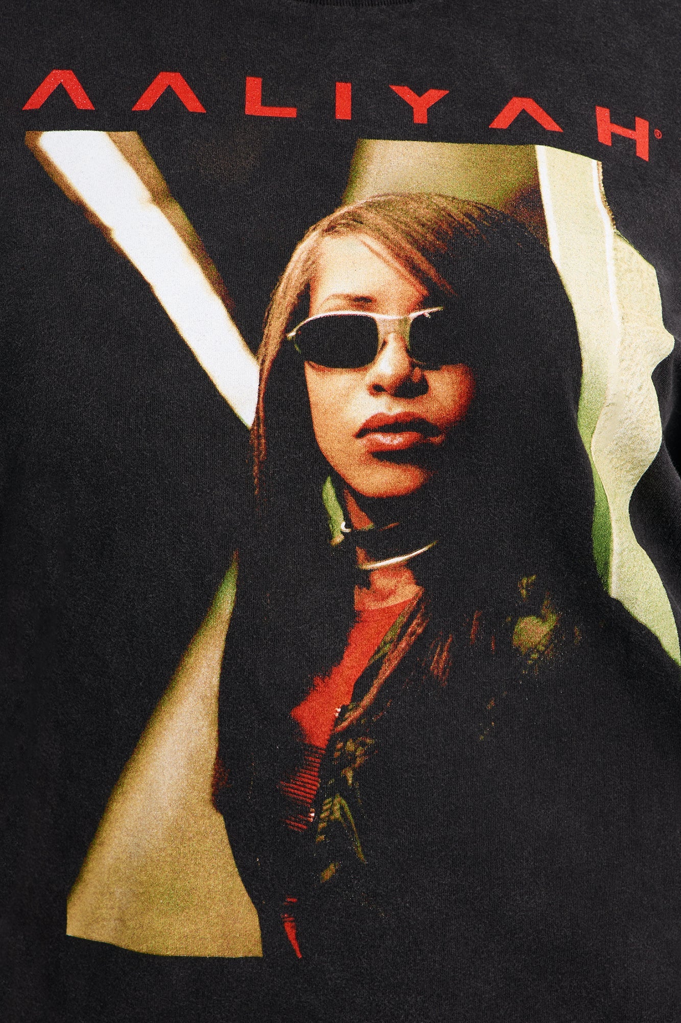 Aaliyah On Tour T-Shirt - Black