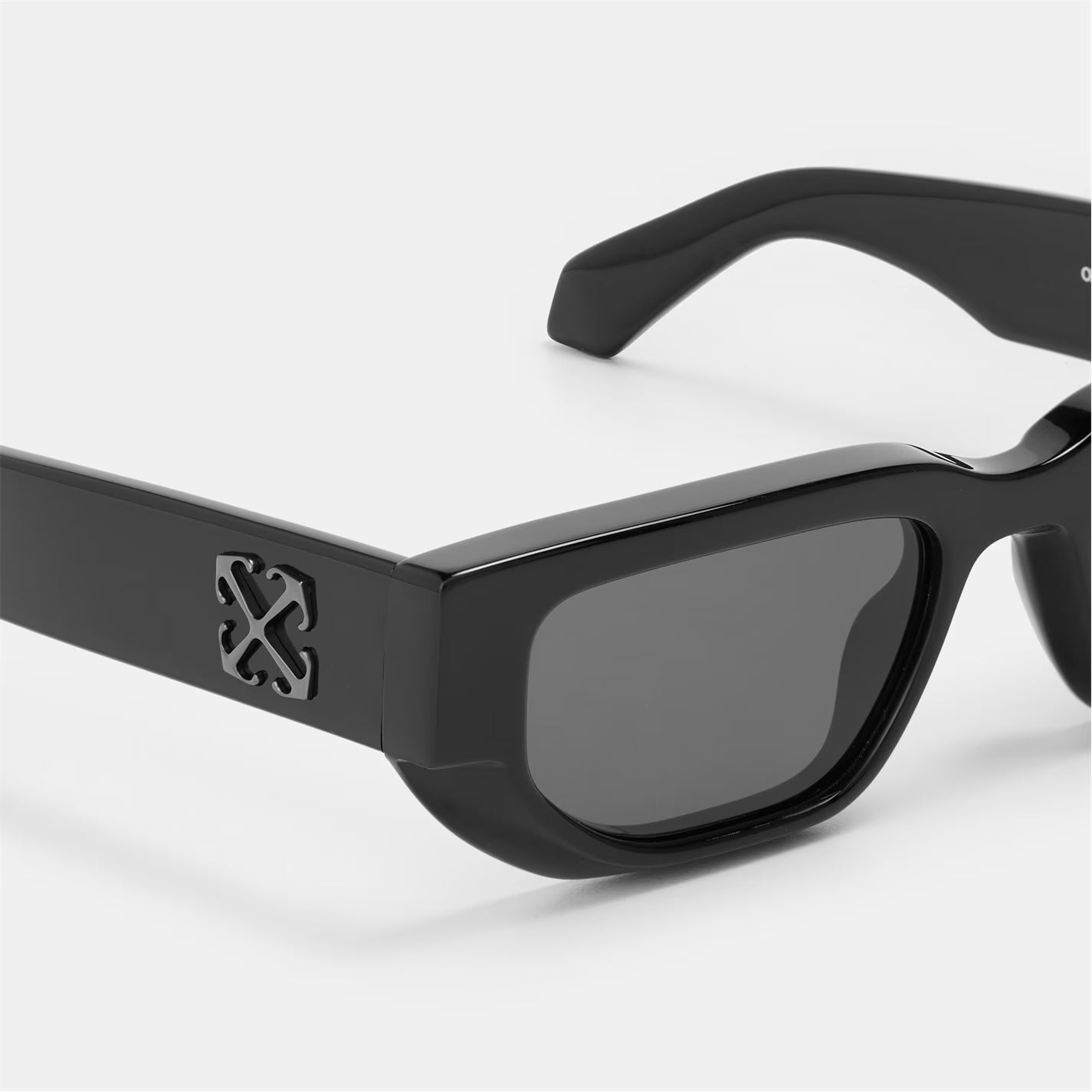 Unisex Greeley Rectangle Style Sunglasses
