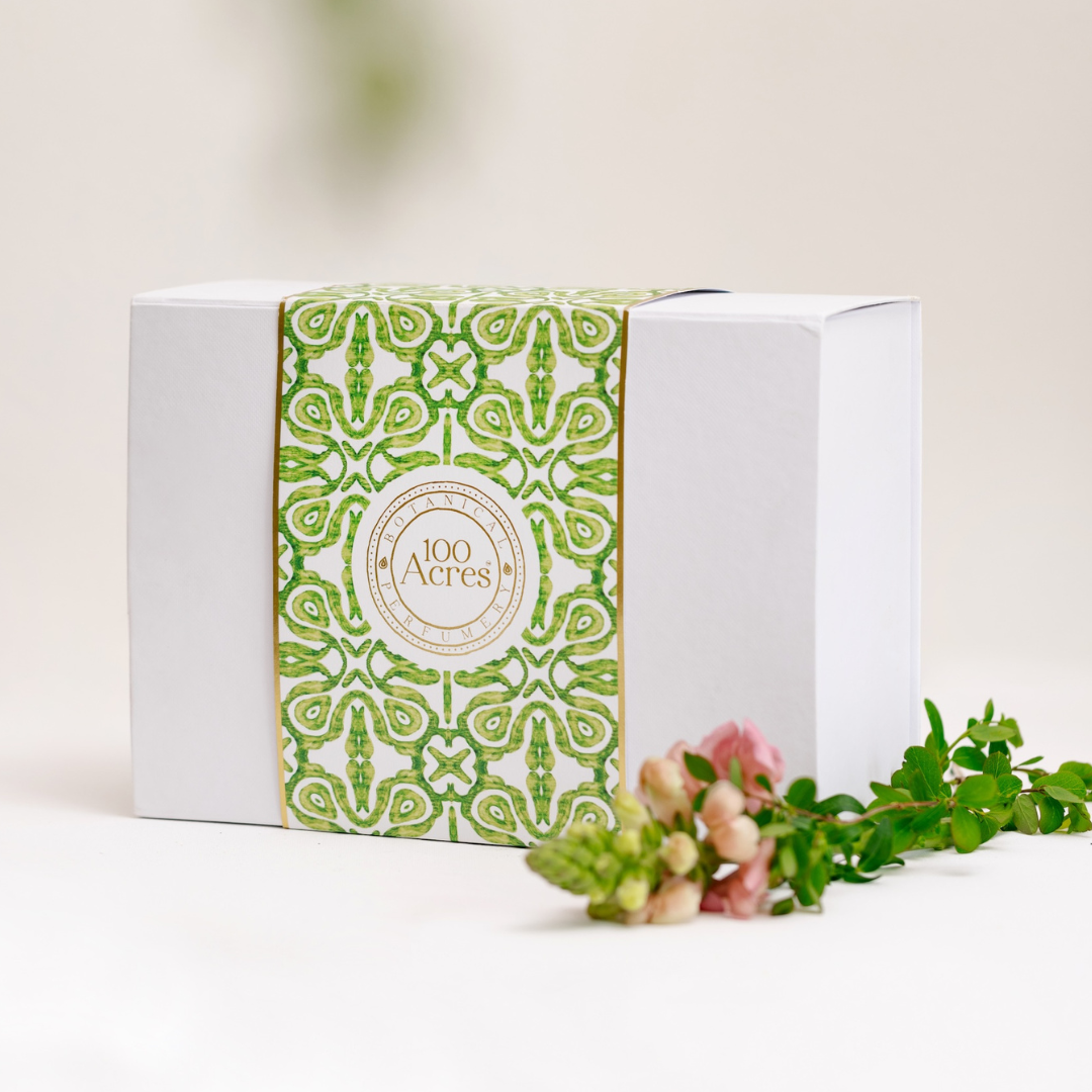 100 Acres Luxury Hand Gift Set