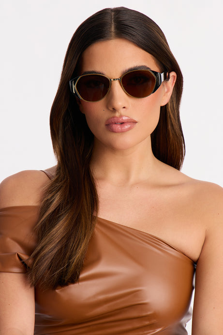 Take Me Back Round Sunglasses - Black/Brown