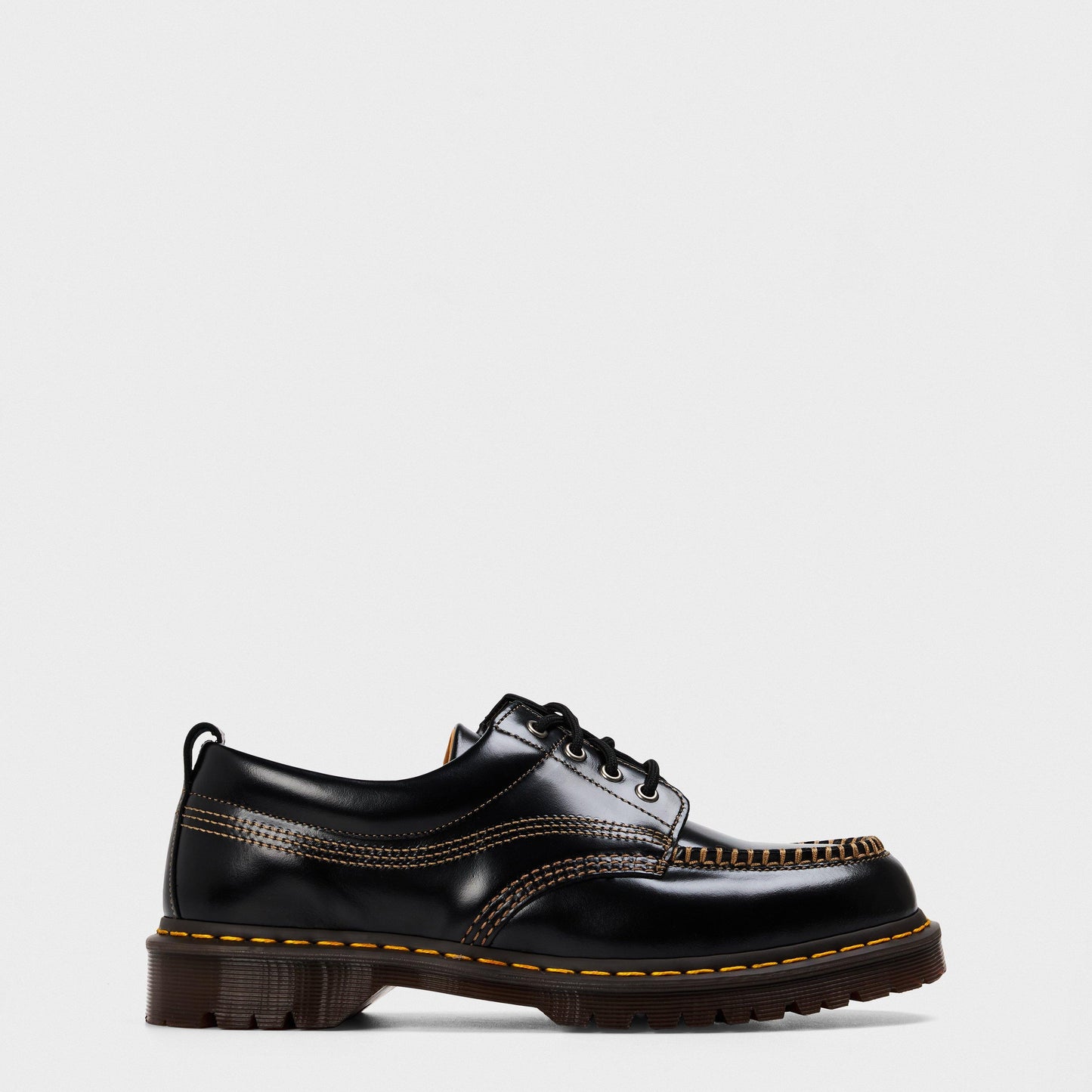 Dr Martens Lowell Moc Toe Shoe