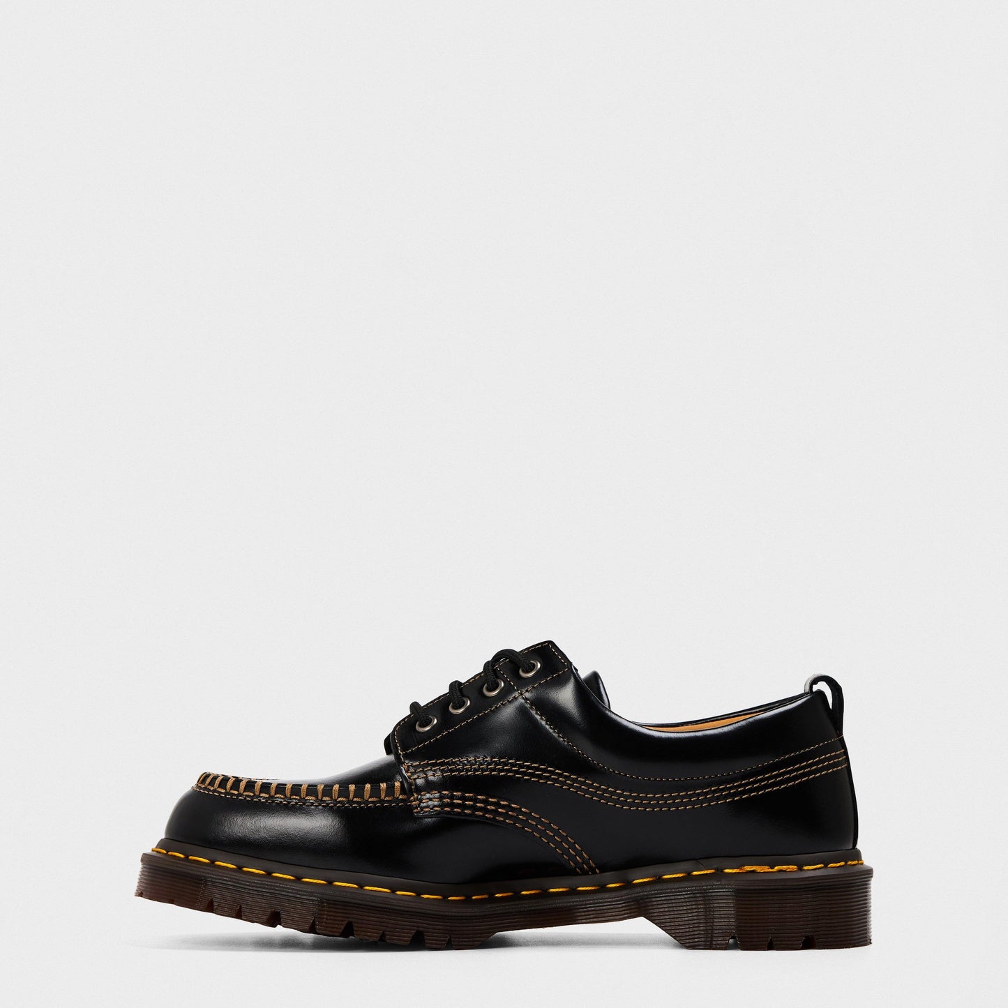 Dr Martens Lowell Moc Toe Shoe