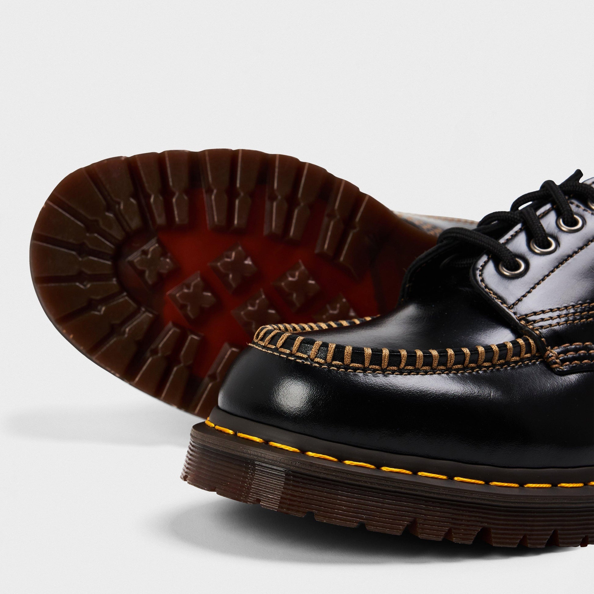 Dr Martens Lowell Moc Toe Shoe