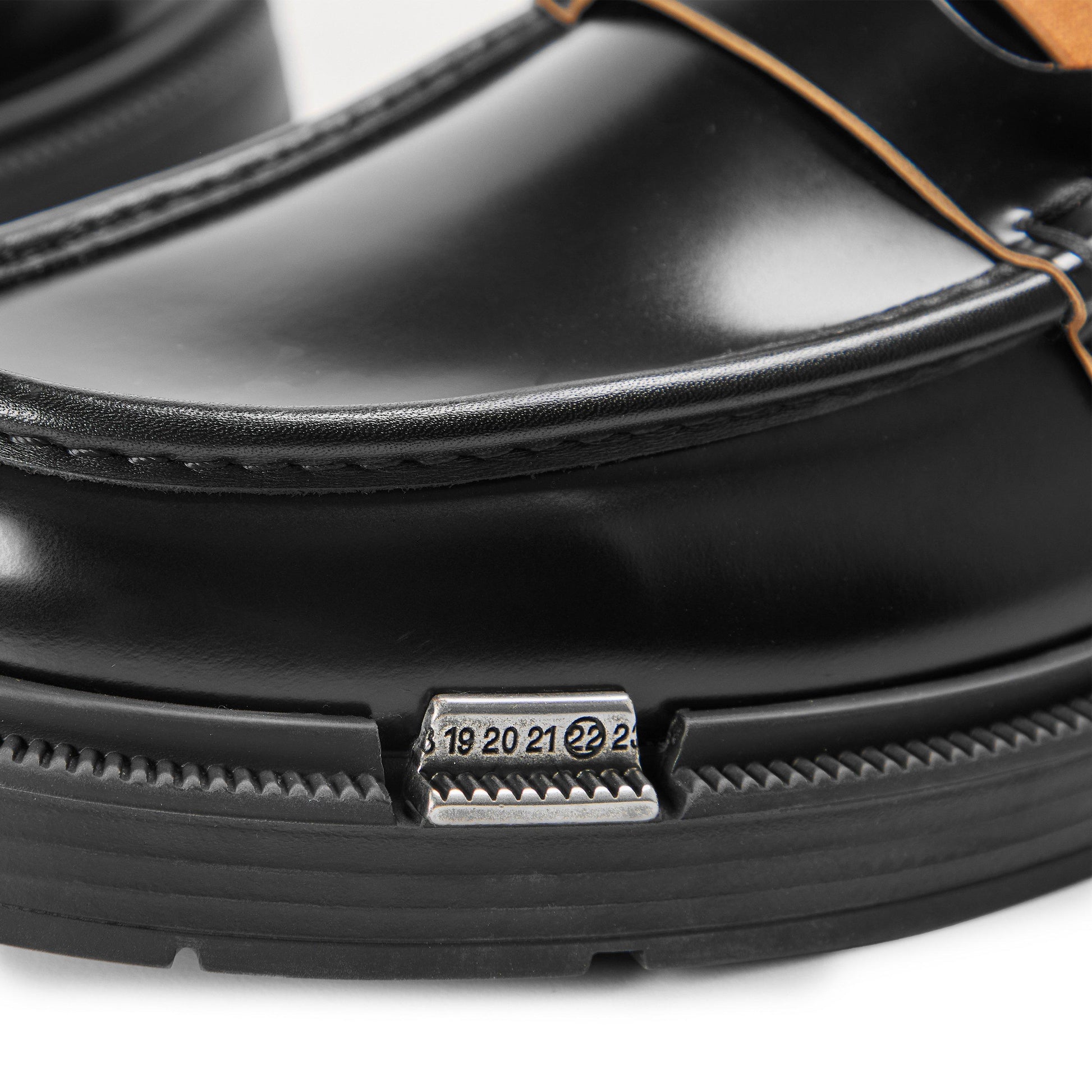 Maison Margiela Mens Decortique Loafers