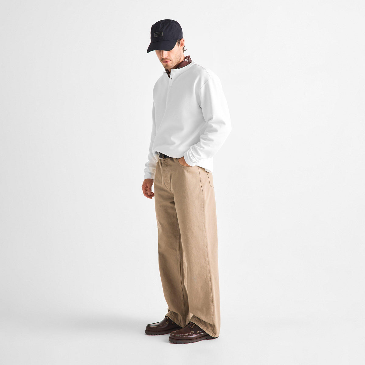 Barbour B.Li Deck Boat Sn64