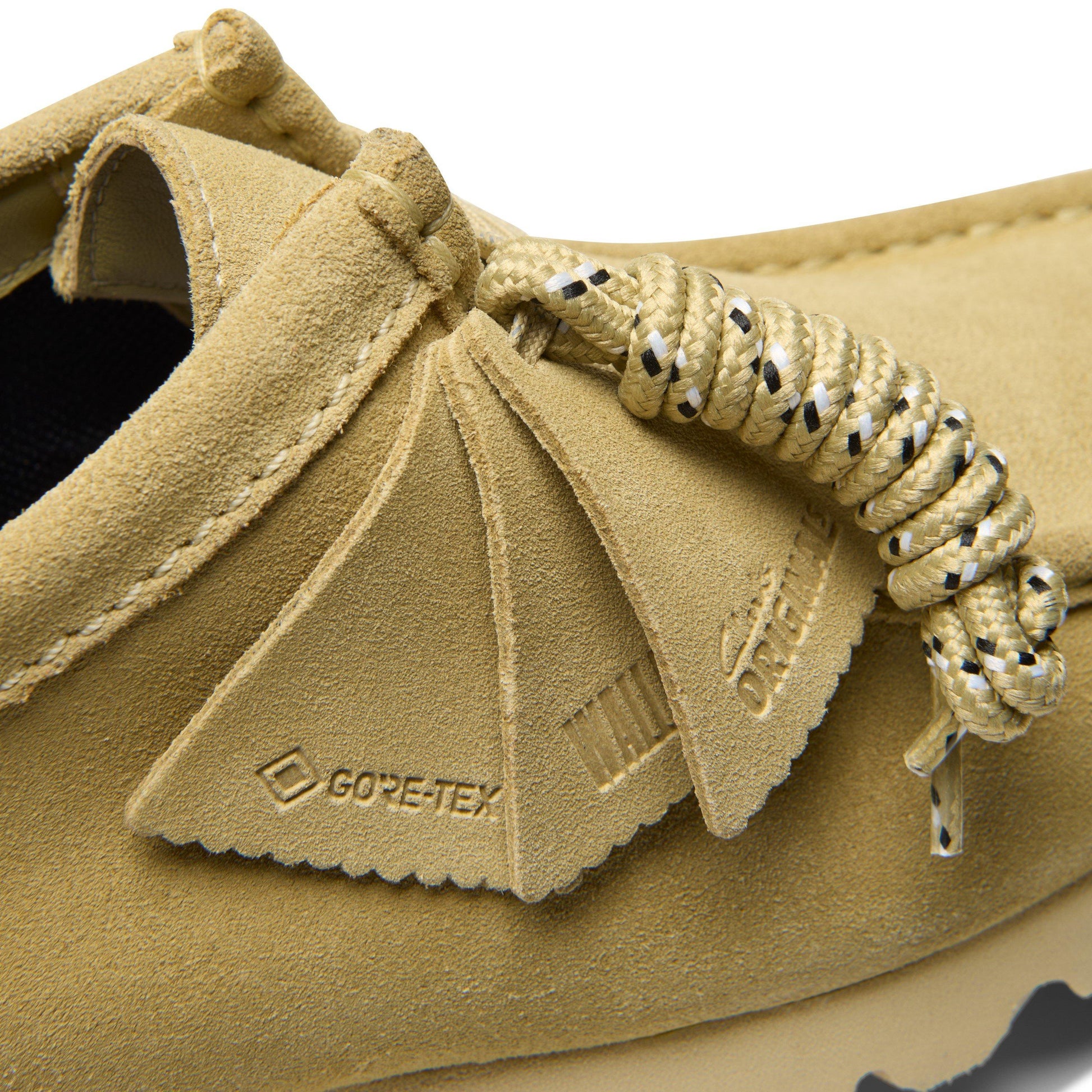 Clarks Originals Men's Wallabee GTX Moc Toe Formal Shoes
