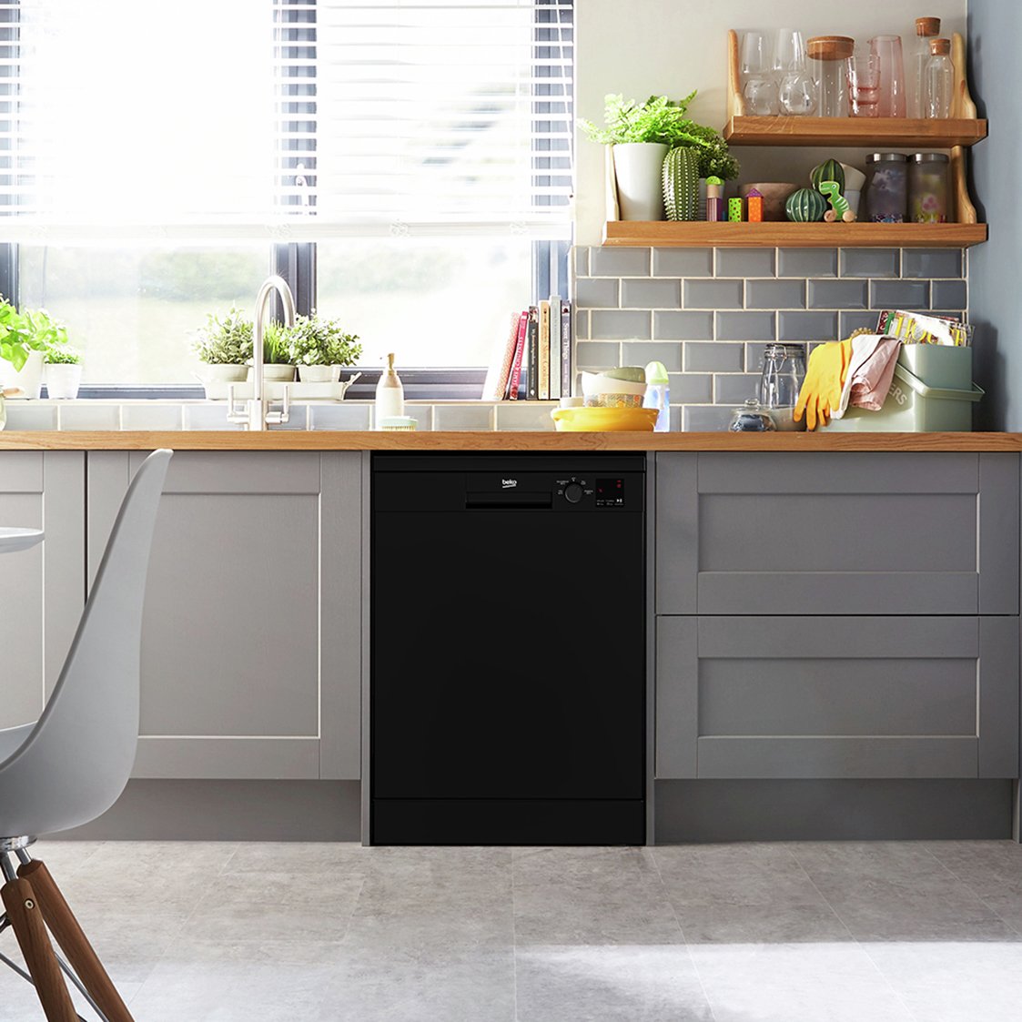 Beko DVN04320B Full Size Dishwasher - Black