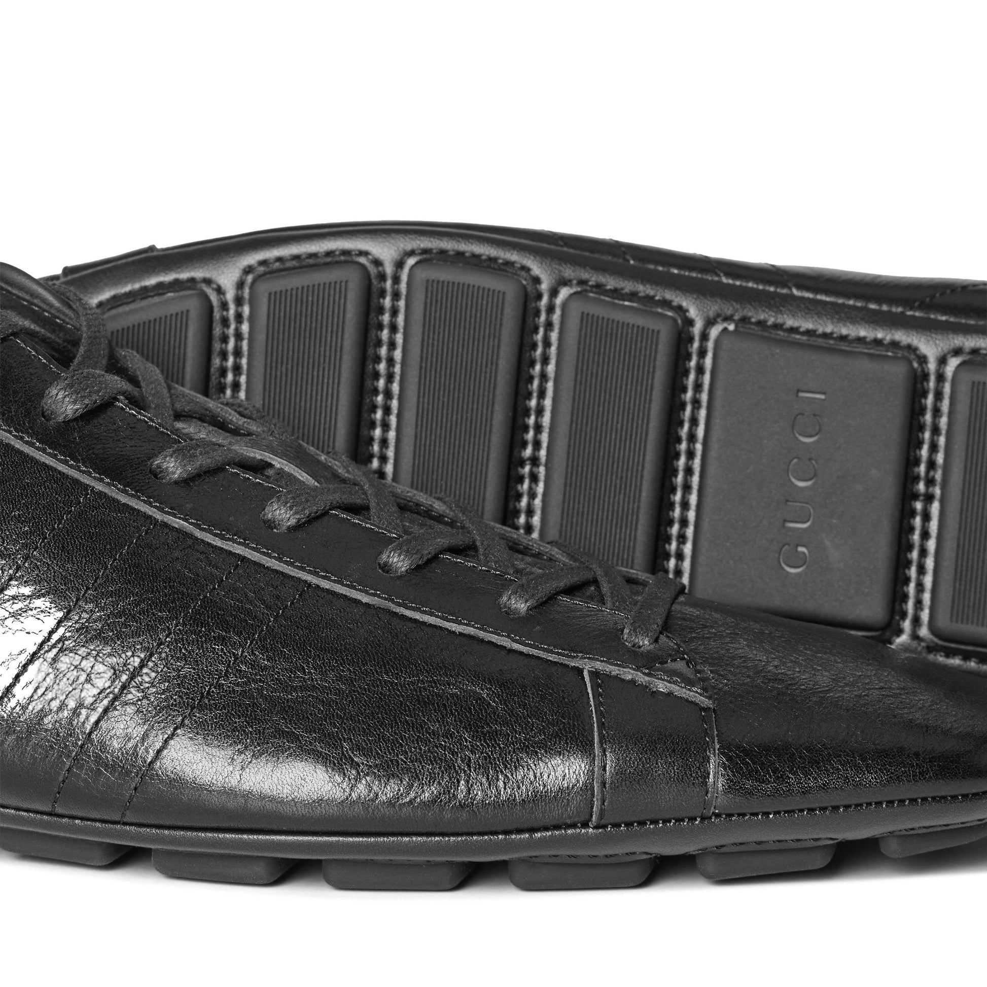 Gucci Men's Victor Lace Up Low-Top Trainers