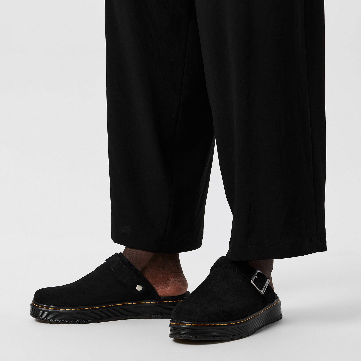 Dr Martens Brookline Mules