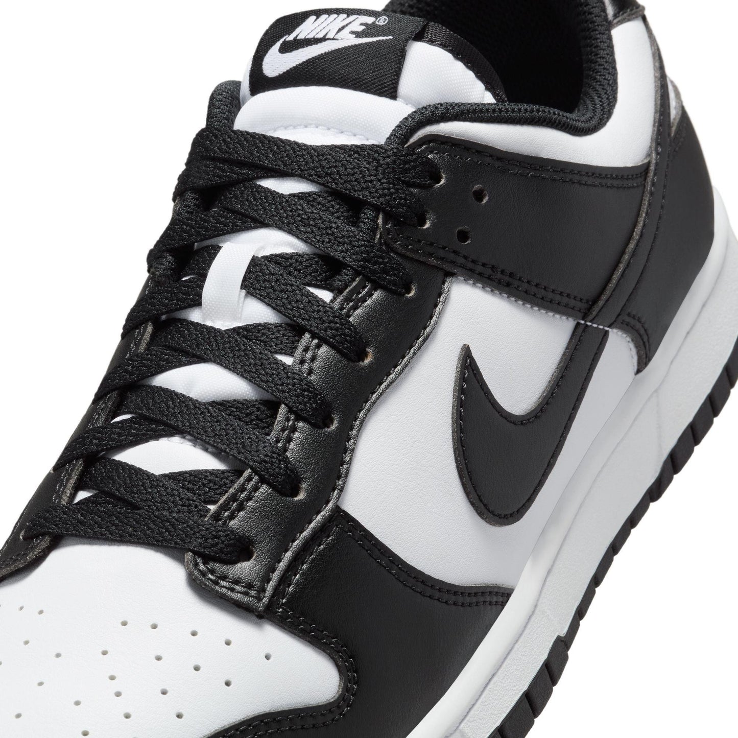 Nike Dunk Low Trainers