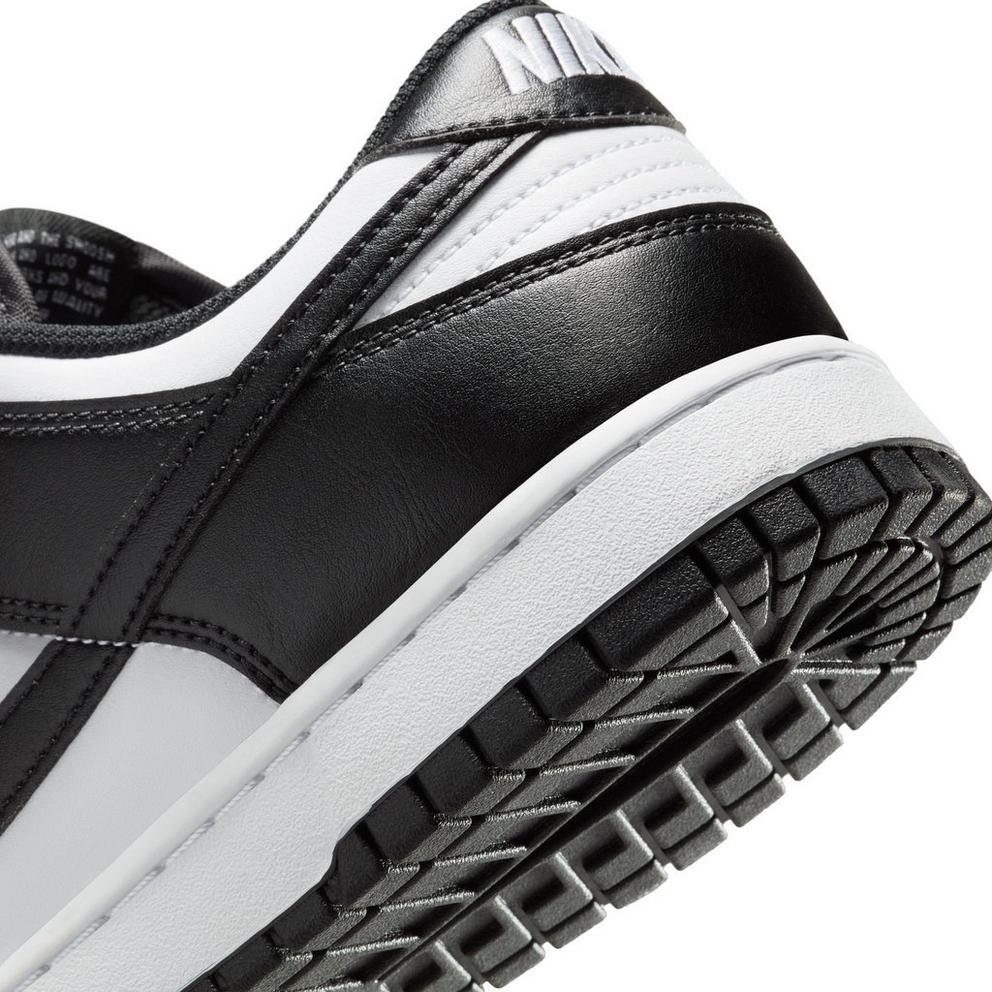 Nike Dunk Low Trainers