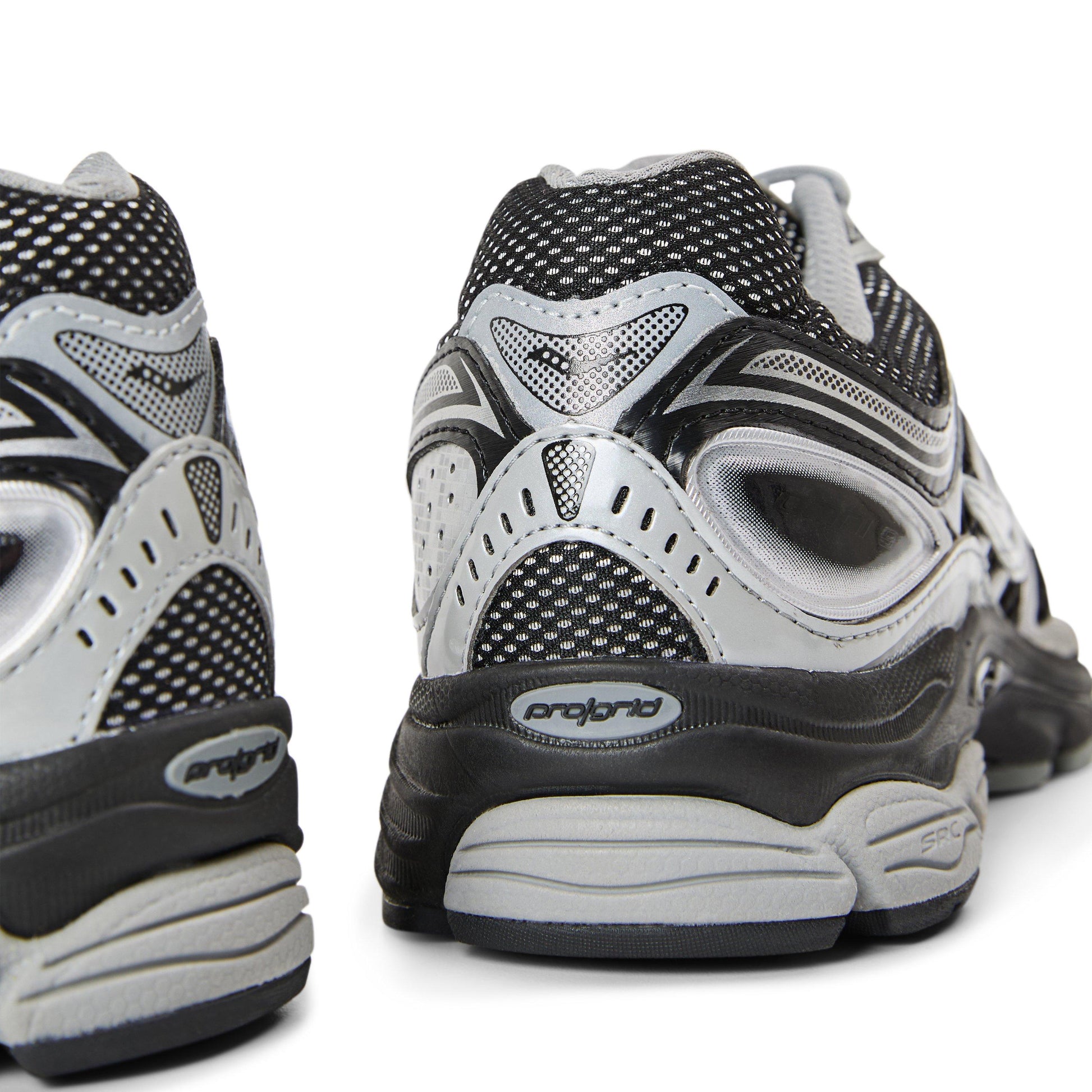 Saucony Progrid Omni 9