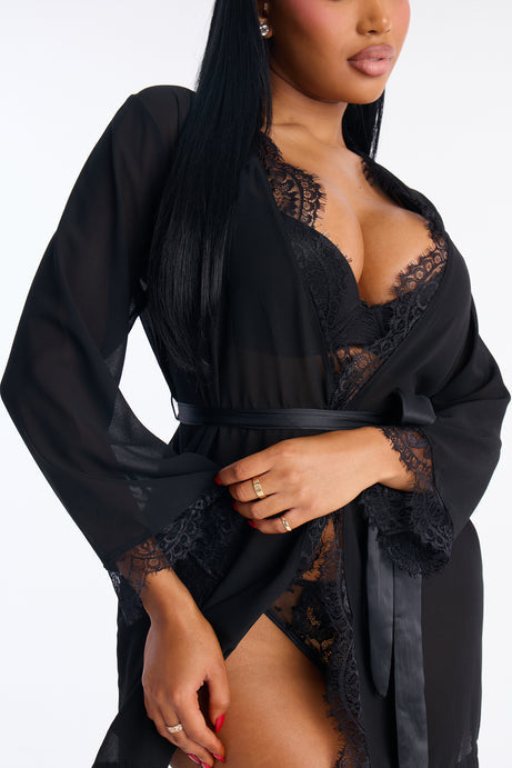 Muse Me Sheer Robe - Black