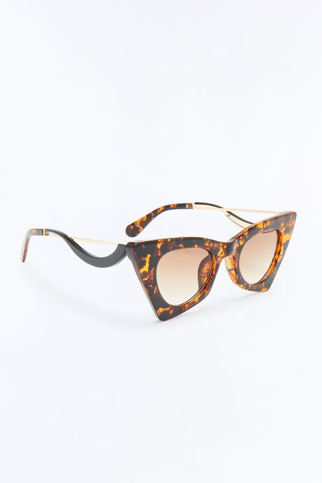 All The Rage Cat Eye Sunglasses - Tortoise