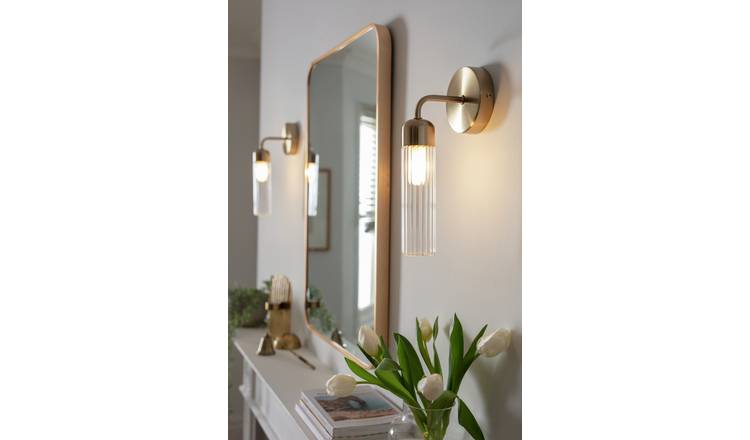 Habitat Ribbed Metal Bathroom Wall Light - Gold