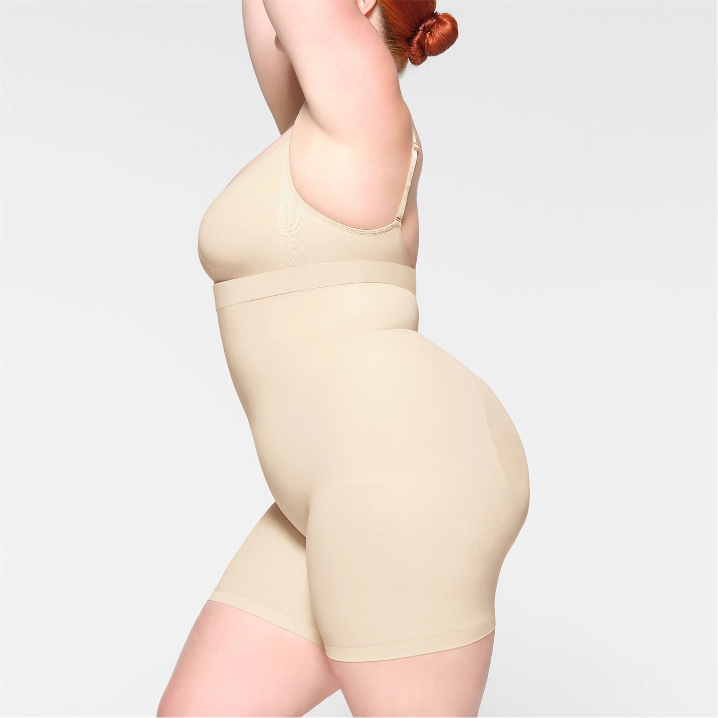 SKIMS Womens Seamless Sculpt Mid-Thigh Shorts