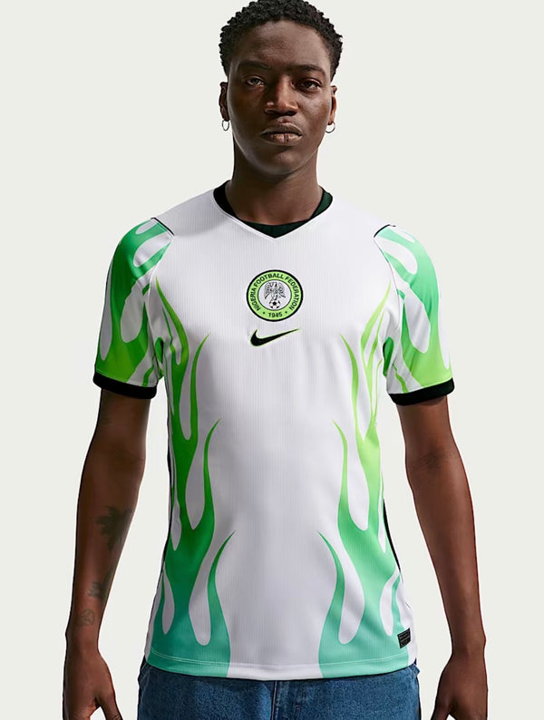 Nigeria 2026 Stadium Away
Men's Nike Dri-FIT Football Replica Shirt