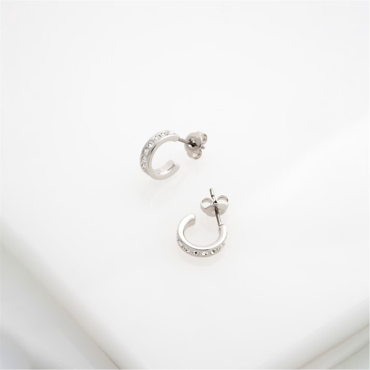 TedJwl Seeni Huggies Ld00