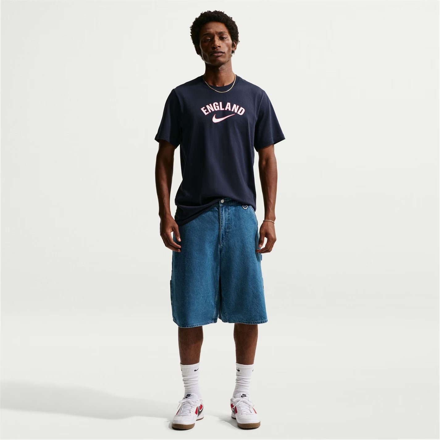 Nike Men's England Short Sleeve T-Shirt