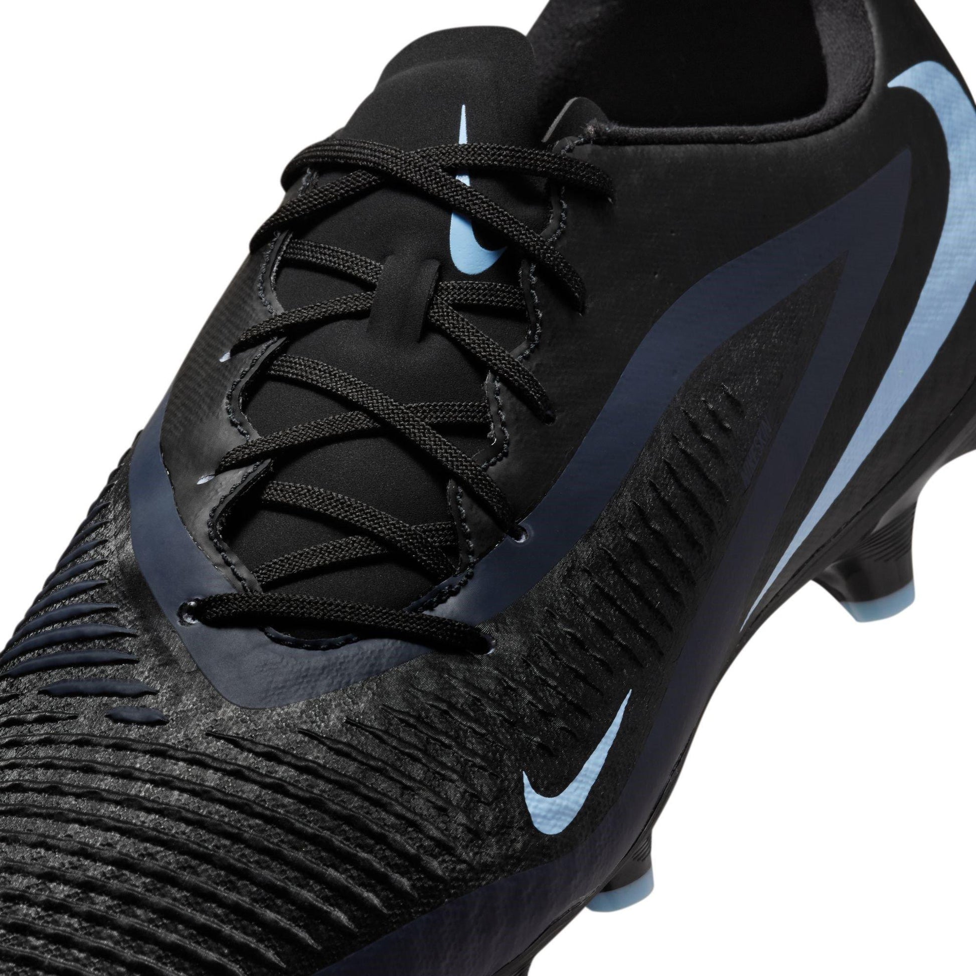 Nike Phantom 6 Low Academy Adults Firm Ground Football Boots