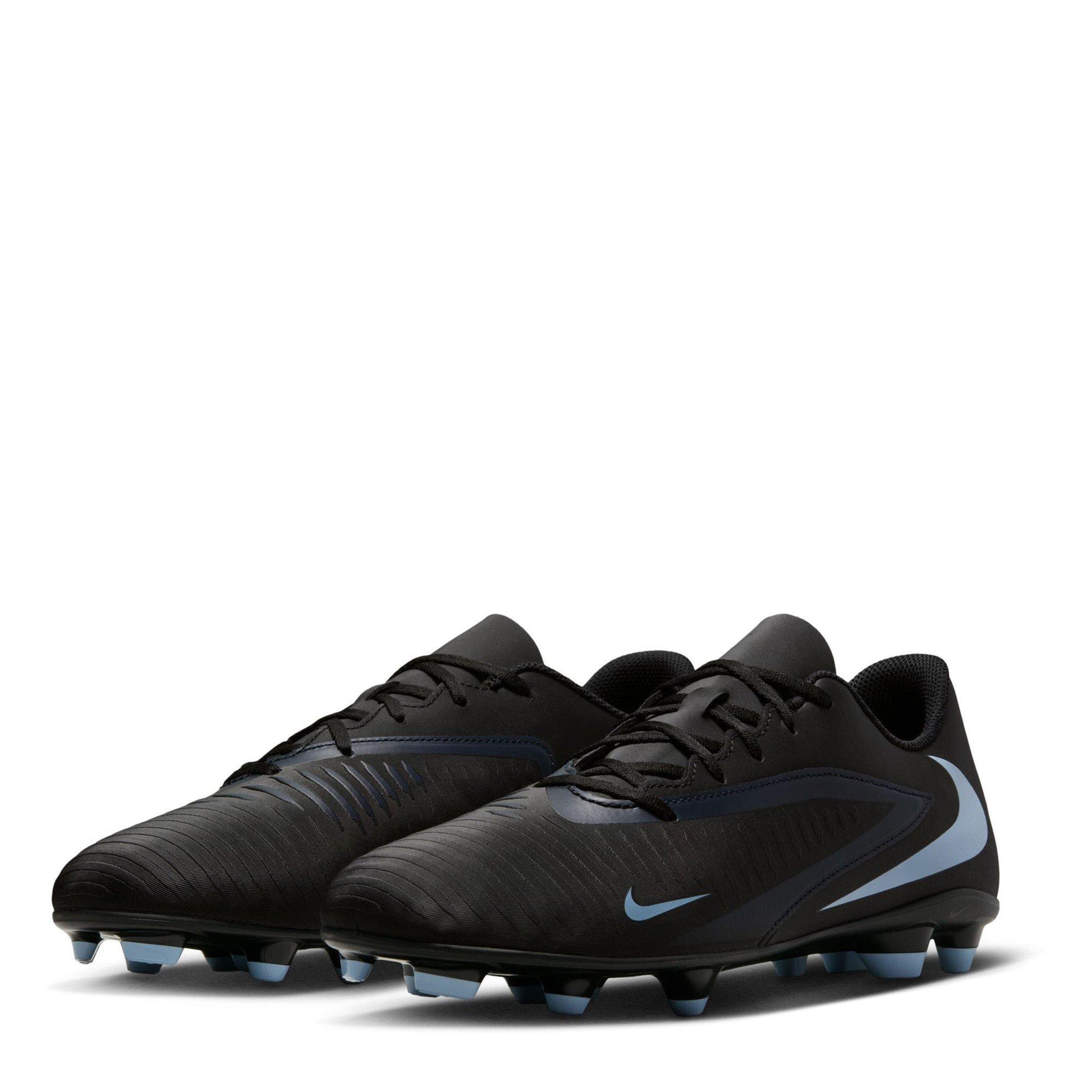 Nike Phantom 6 Low Club Adults Firm Ground Football Boots