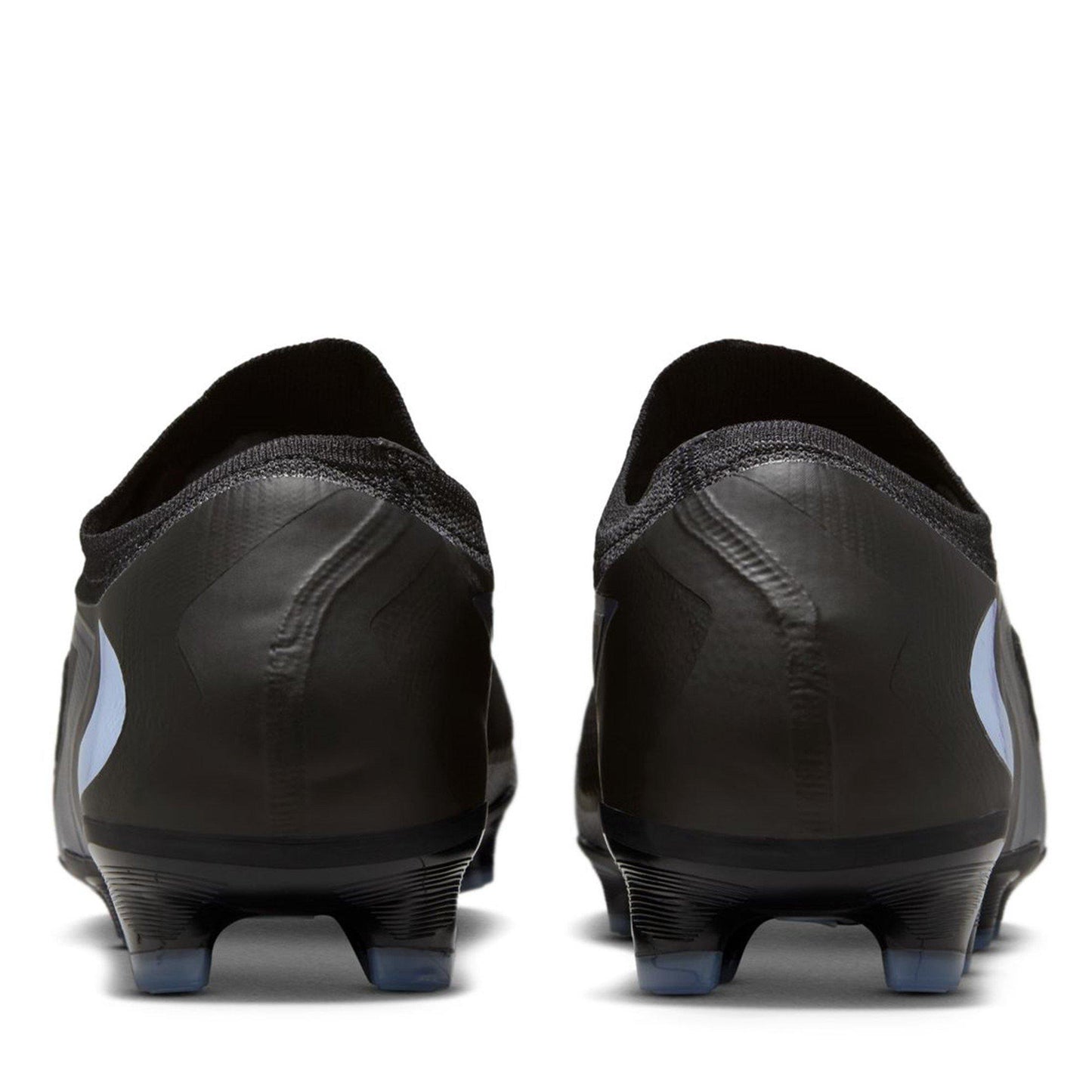 Nike Phantom 6 Low Pro Adults Firm Ground Football Boots