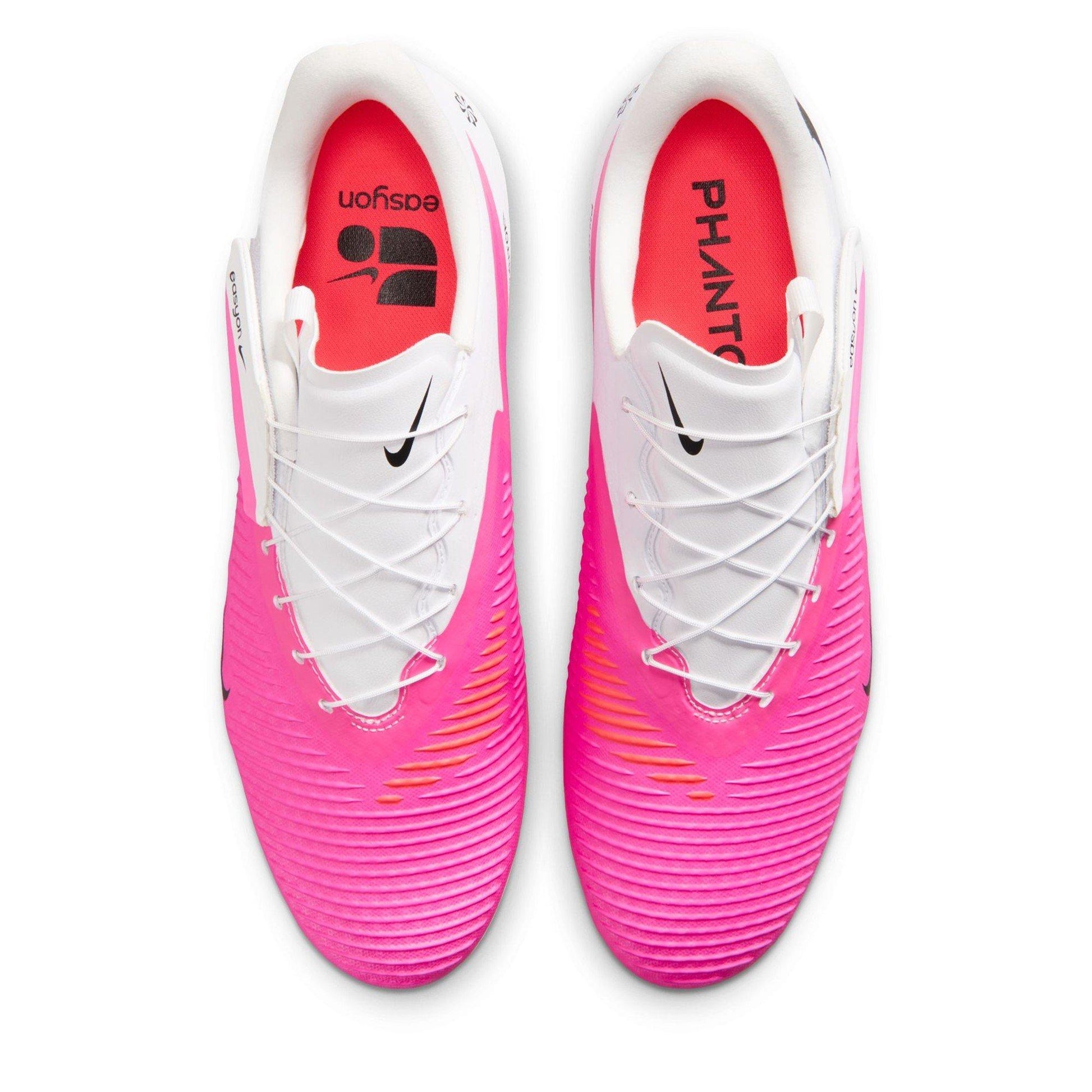 Nike Men's Phantom Academy Firm Ground Football Boot