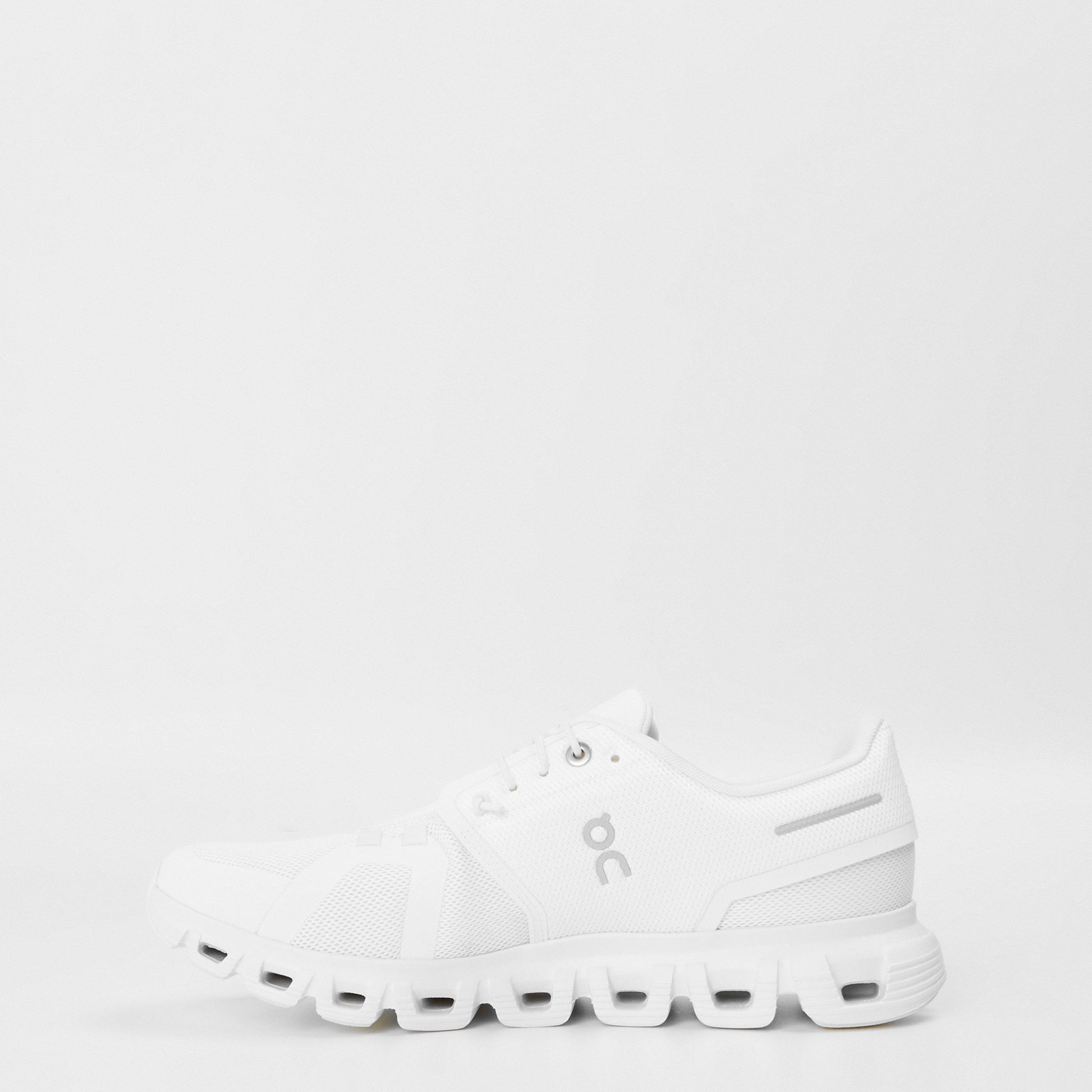 On Womens Cloud 6 Running Shoes