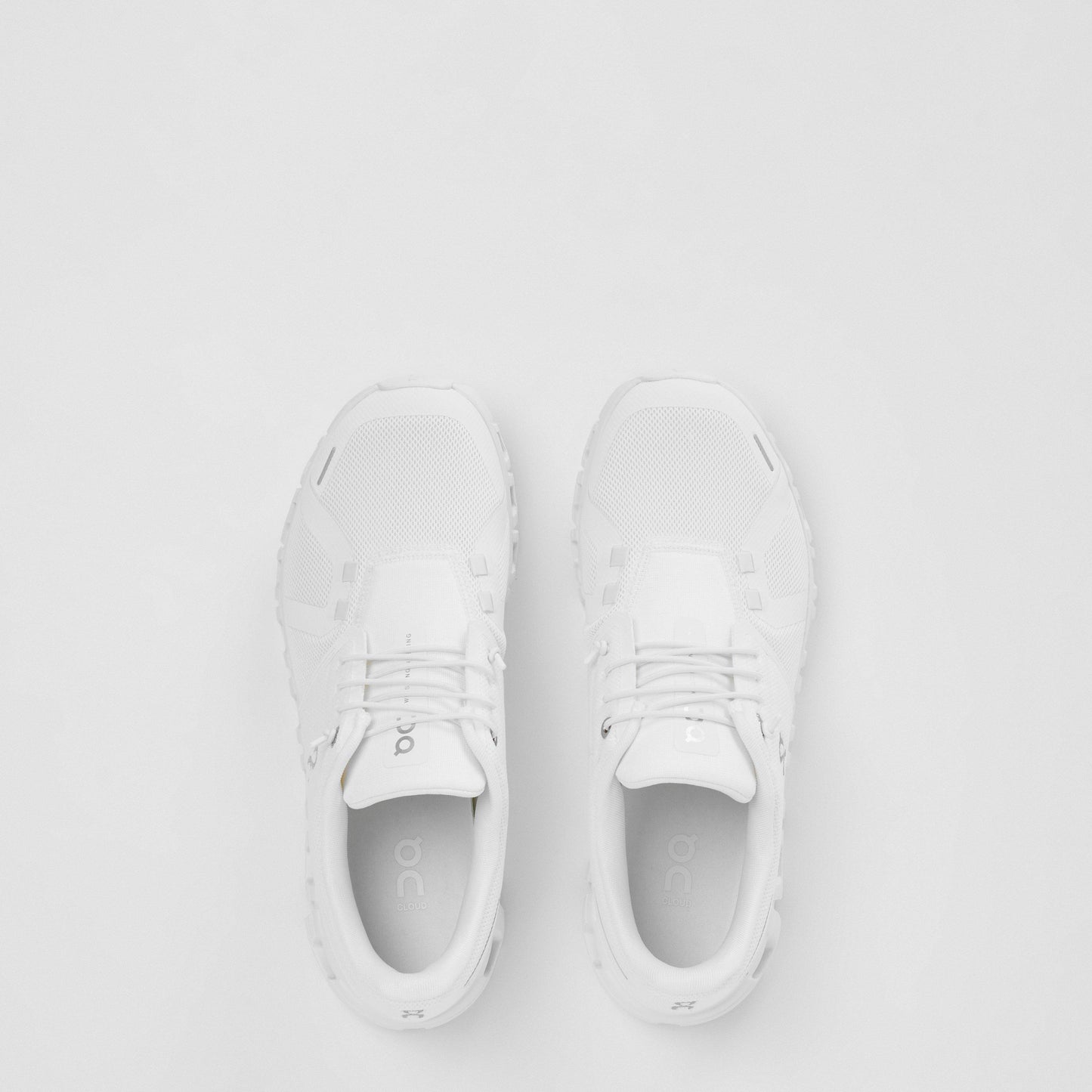 On Womens Cloud 6 Running Shoes