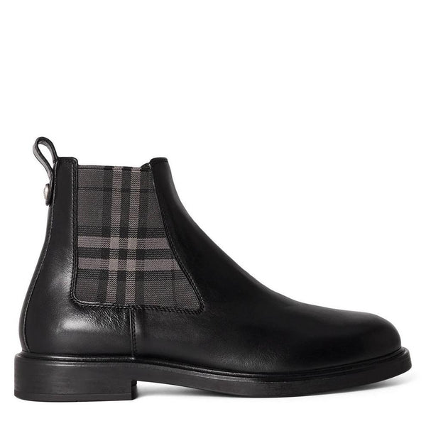 Burberry Burb Pembroke Boot Sn64