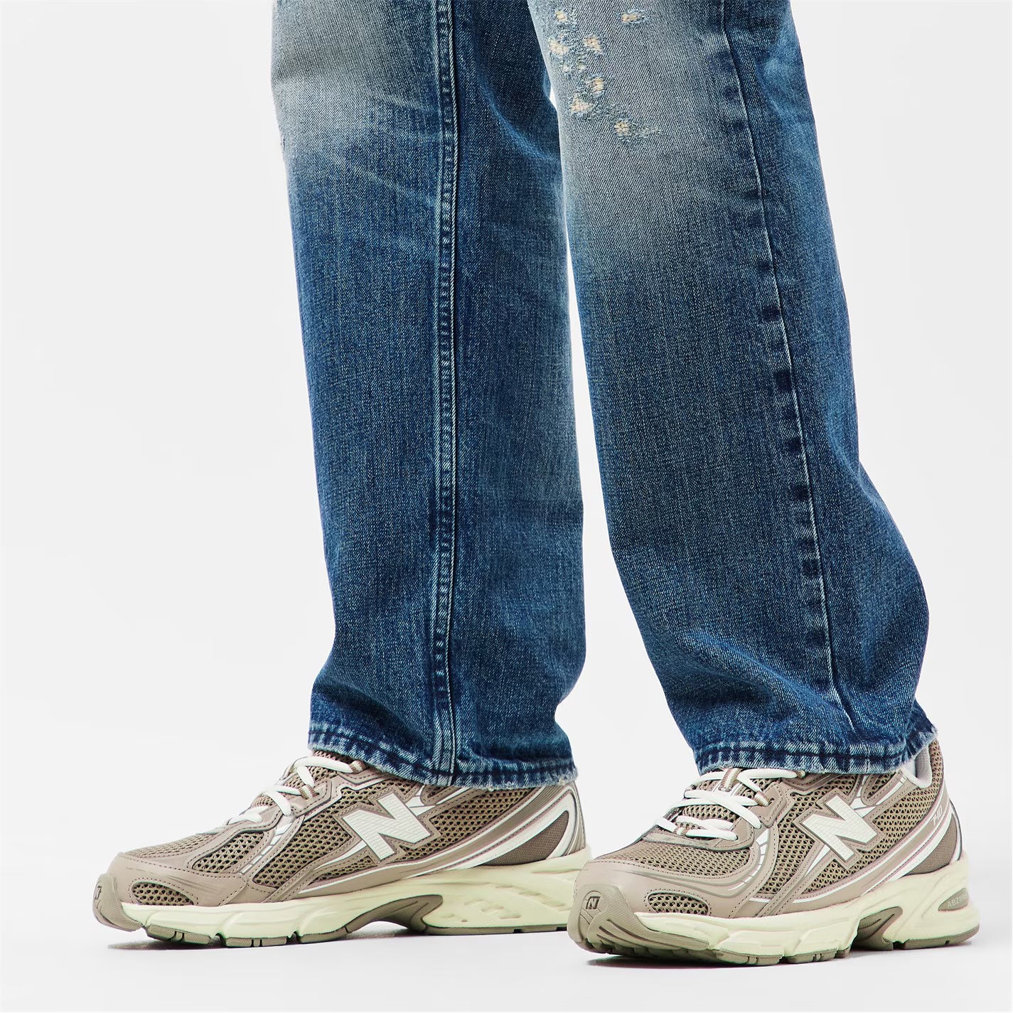 NEW BALANCE 740